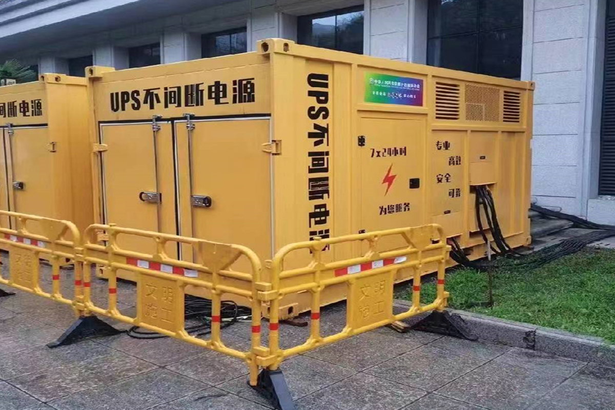 图木舒克发电机租赁施工现场